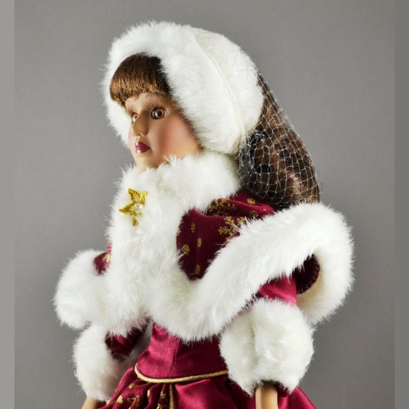 2001 Avon Special Memories Holiday Radiance Doll  Hispanic Isabel - Picture 5 of 7